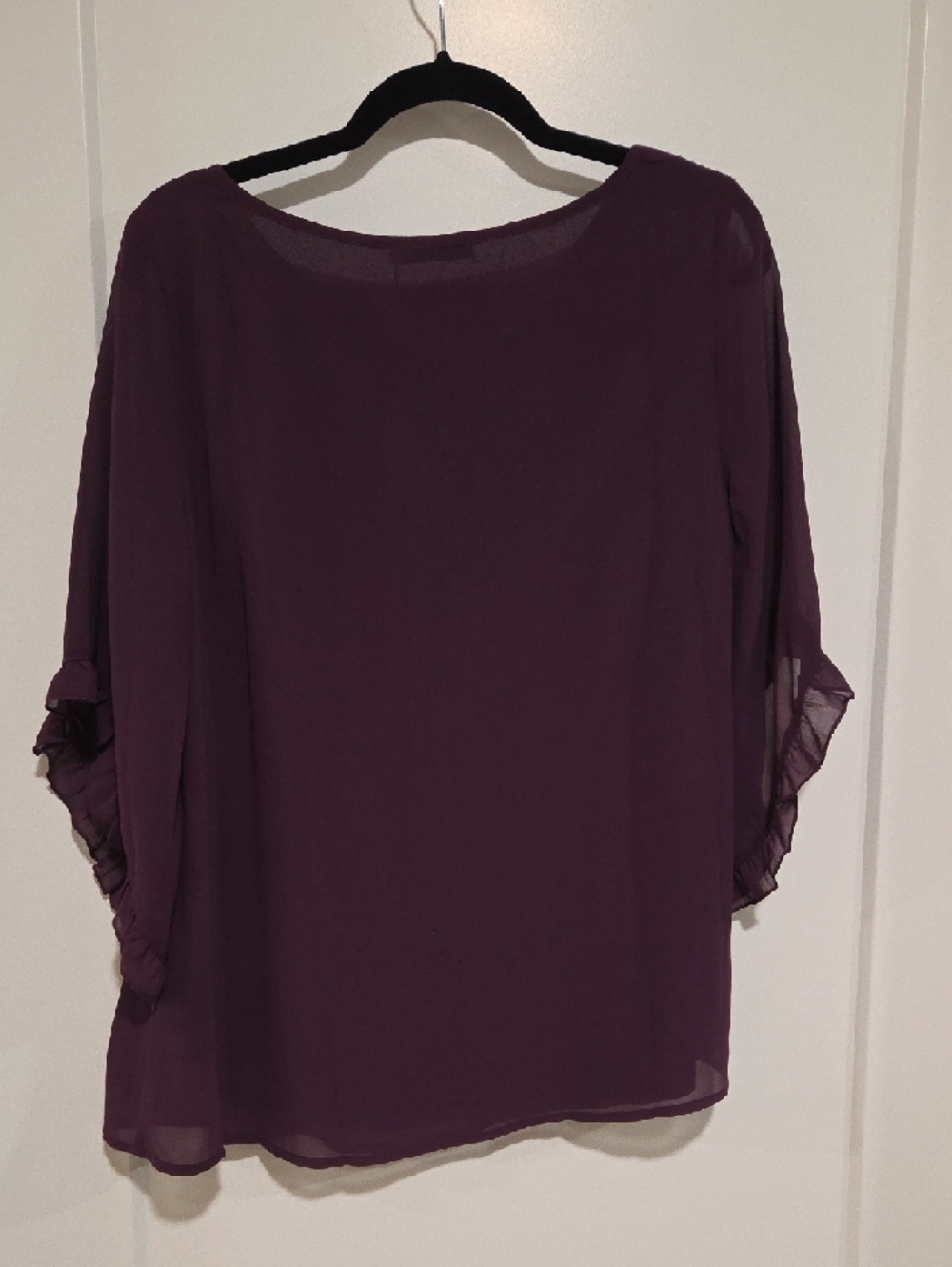 Flowy Plum Ruffle-Sleeve Blouse - Picture 2 of 4